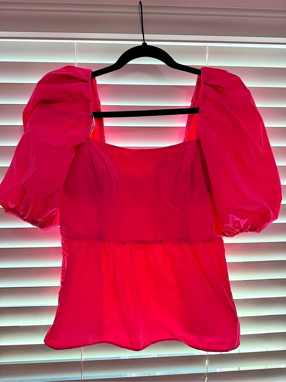Lilly Pulitzer Tianna Elbow Puff Sleeve Top in Pink Size 6 NWT